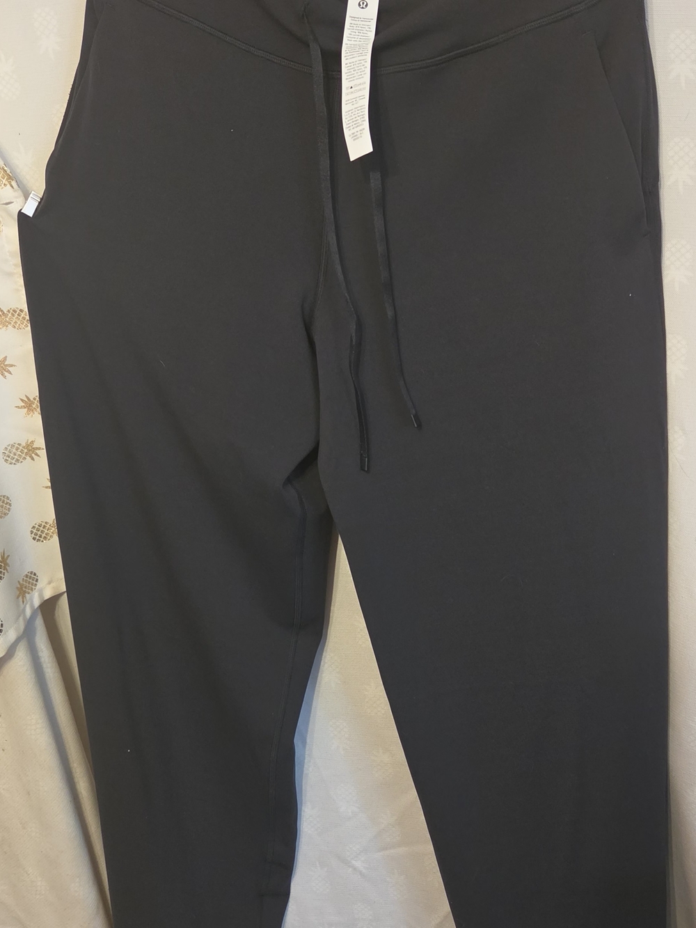 lululemon athletica Groove High-Rise Wide-Leg Pant — Black - Picture 7 of 9